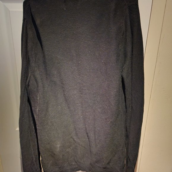 Black zip vest -  small - Picture 3 of 3